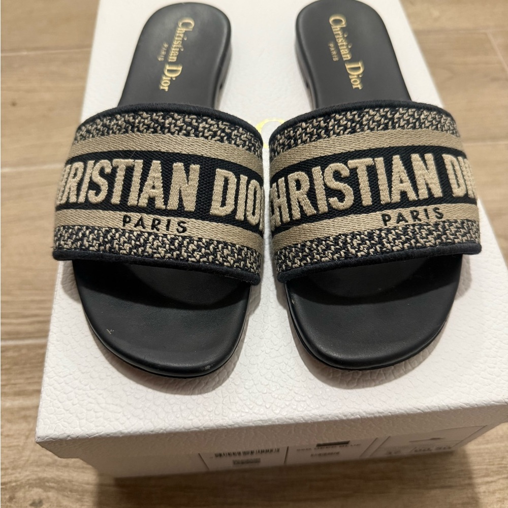 Deep navy blue dior dway sandals